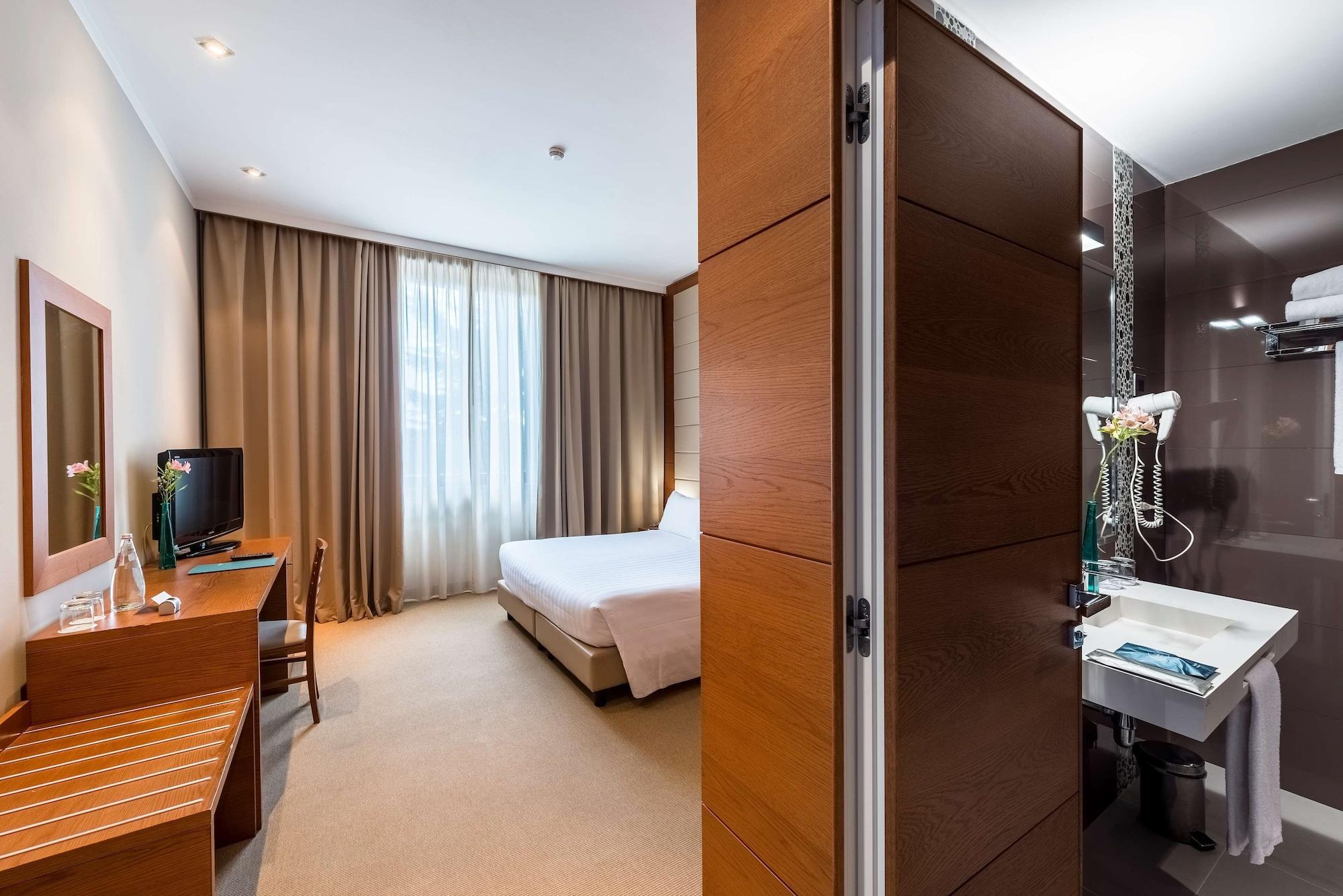 Occidental Aurelia Hotel